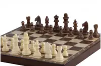 Szachy magnetyczne drewniane 31 cm (orzech/klon) intarsjowane